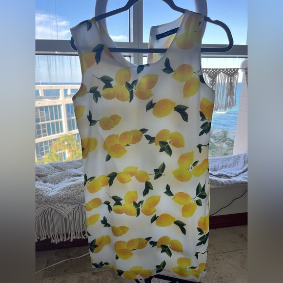 Mini lemon dress - Picture 2 of 2